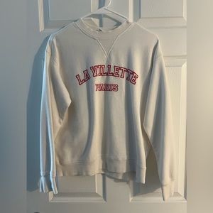 HM white embroidered sweatshirt